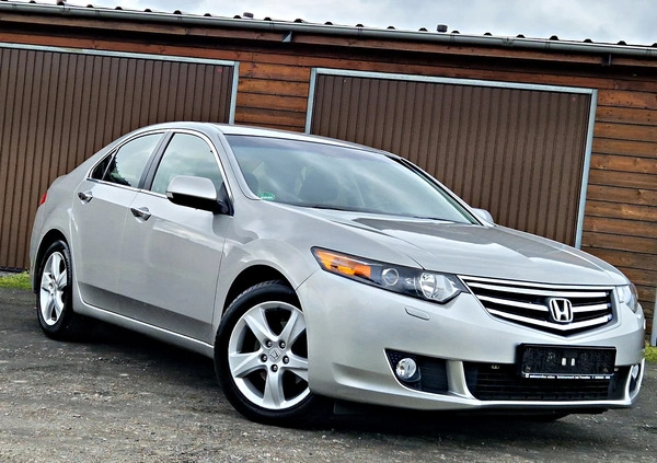 Honda Accord cena 35900 przebieg: 191000, rok produkcji 2009 z Września małe 781